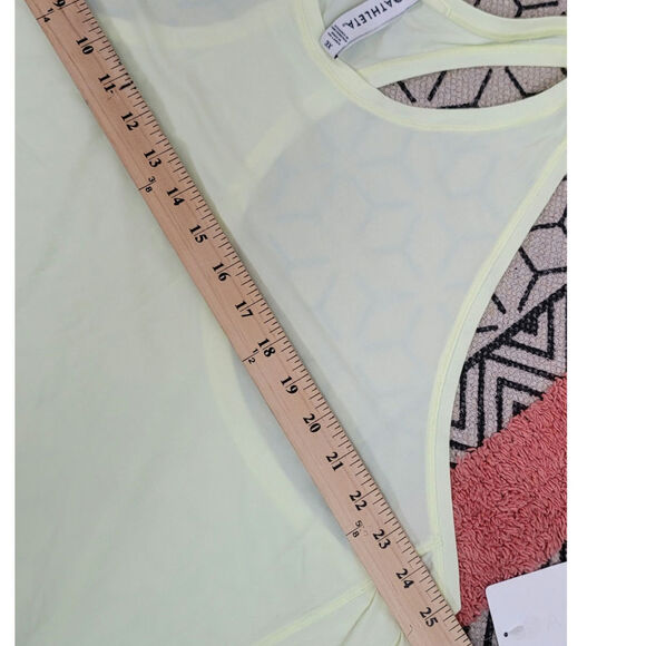 ATHLETA ULTIMATE TANK IN YELLOW, sz 3x - Picture 9 of 10
